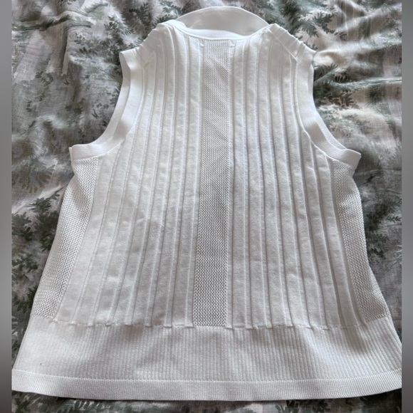 Athleta White Ribbed sweater vest. Sz L - Picture 12 of 16